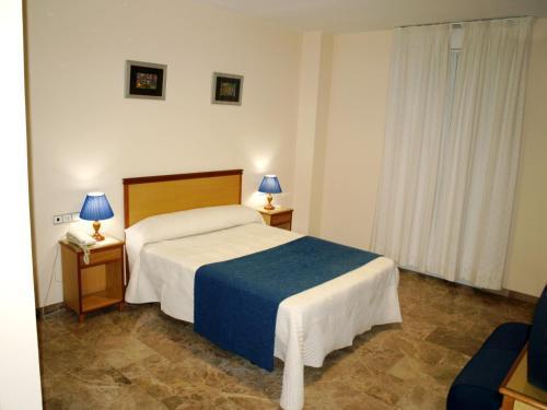 Hotel Al-Yussana Люсена Экстерьер фото